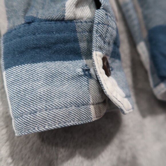 Red Head Shirt Mens M Blue Checks Flannel Button Up Collared Workwear Casual - Picture 7 of 16